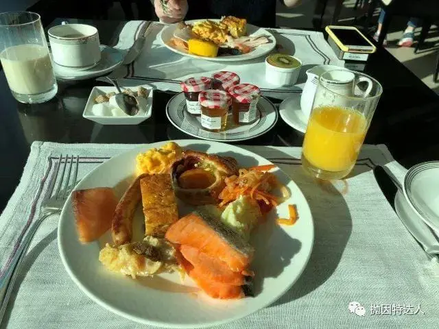 霓虹国跨年伊始 - 东京康莱德酒店(Conrad Tokyo)入住体验报告 霓虹国跨年伊始 - 东京康莱德酒店(Conrad Tokyo)入住体验报告