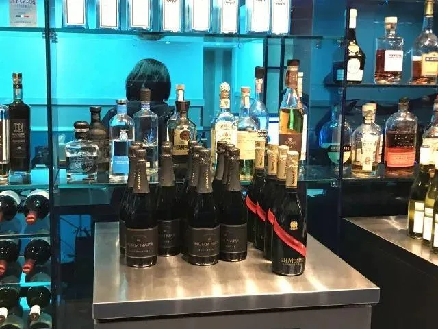 餐食有待提高 - 南航商务舱SFO - CAN(旧金山 - 广州)商务舱体验报告 餐食有待提高 - 南航商务舱SFO - CAN(旧金山 - 广州)商务舱体验报告