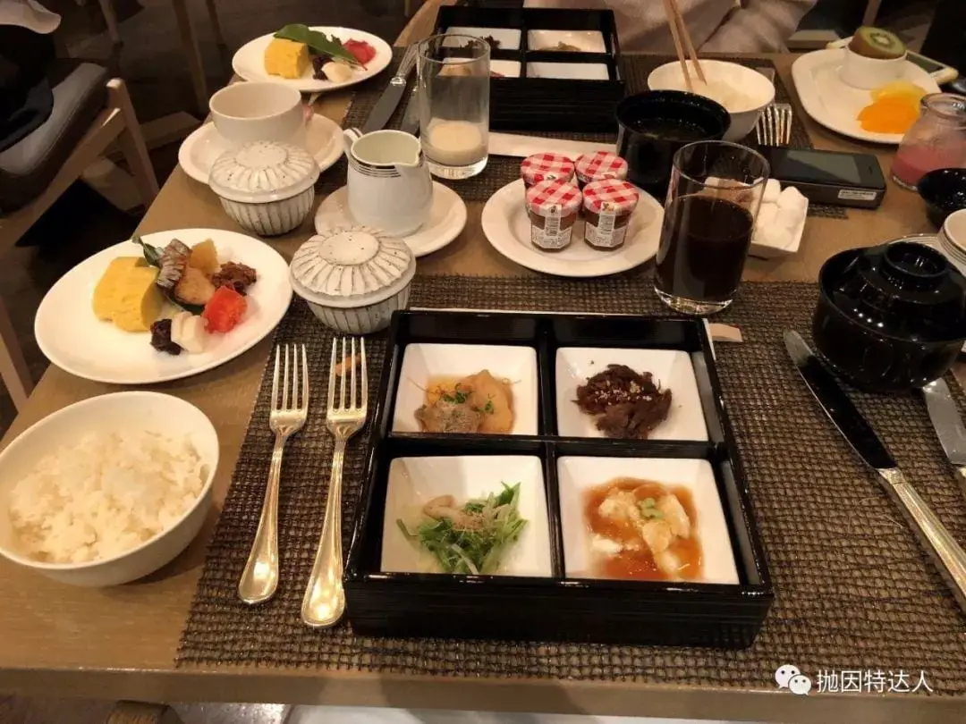 霓虹国跨年伊始 - 东京康莱德酒店(Conrad Tokyo)入住体验报告 霓虹国跨年伊始 - 东京康莱德酒店(Conrad Tokyo)入住体验报告