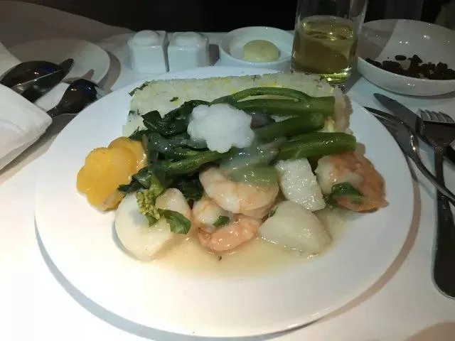 餐食有待提高 - 南航商务舱SFO - CAN(旧金山 - 广州)商务舱体验报告 餐食有待提高 - 南航商务舱SFO - CAN(旧金山 - 广州)商务舱体验报告