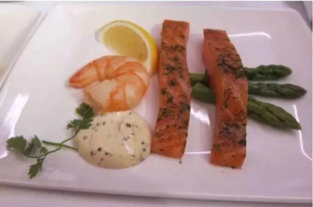 开卡即送免费中美机票 & 往返同行票 - BoA Alaska Airlines信用卡 开卡即送免费中美机票 & 往返同行票 - BoA Alaska Airlines信用卡