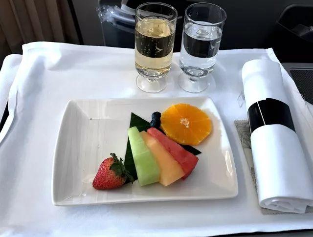 舌尖上的短途飞行 - 国泰港龙航空HKG - CNX(香港 - 清迈)商务舱体验报告 舌尖上的短途飞行 - 国泰港龙航空HKG - CNX(香港 - 清迈)商务舱体验报告