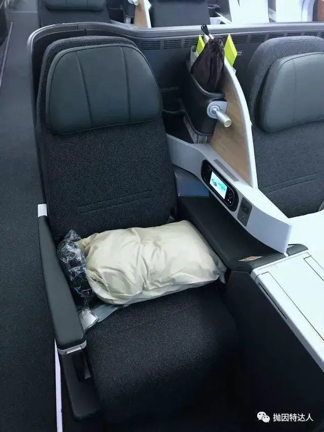 五星级航司全新A330 - 长荣航空HKG - TPE(香港 - 台北)商务舱体验报告 五星级航司全新A330 - 长荣航空HKG - TPE(香港 - 台北)商务舱体验报告