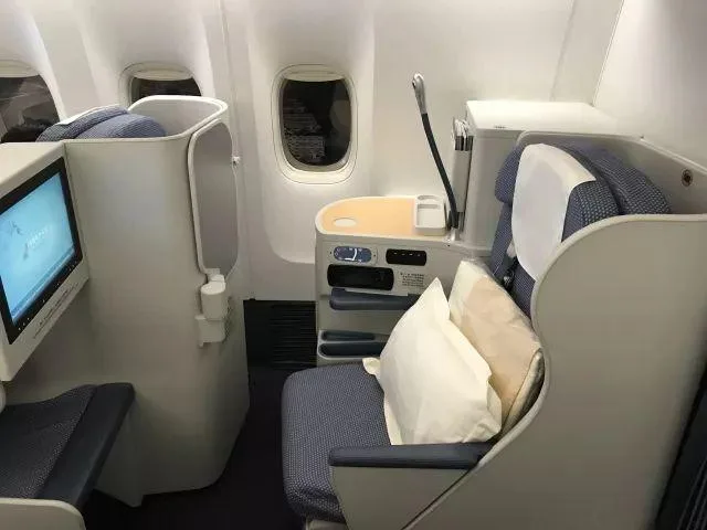 餐食有待提高 - 南航商务舱SFO - CAN(旧金山 - 广州)商务舱体验报告 餐食有待提高 - 南航商务舱SFO - CAN(旧金山 - 广州)商务舱体验报告