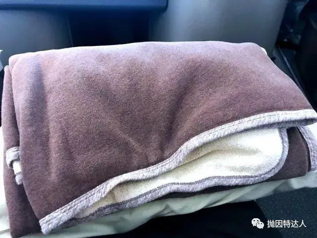 五星级航司全新A330 - 长荣航空HKG - TPE(香港 - 台北)商务舱体验报告 五星级航司全新A330 - 长荣航空HKG - TPE(香港 - 台北)商务舱体验报告