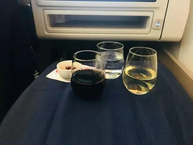 全面大革新！ - 美联航全新北极星商务舱SFO - HKG（旧金山 - 香港）体验报告