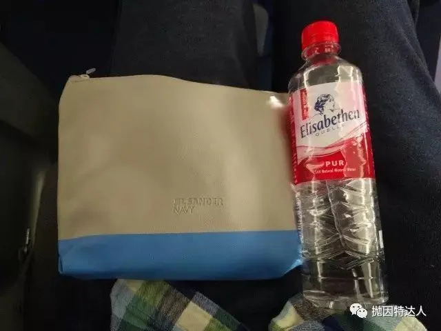 汉莎&国航ORD-FRA-SZX商务舱体验报告(上) 汉莎&国航ORD-FRA-SZX商务舱体验报告(上)