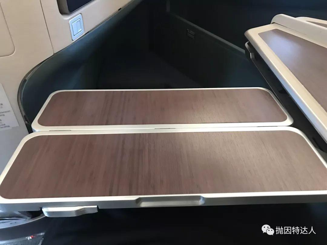 《最酷炫机型初体验 - 国泰航空CX799 香港 - 胡志明市商务舱体验报告》