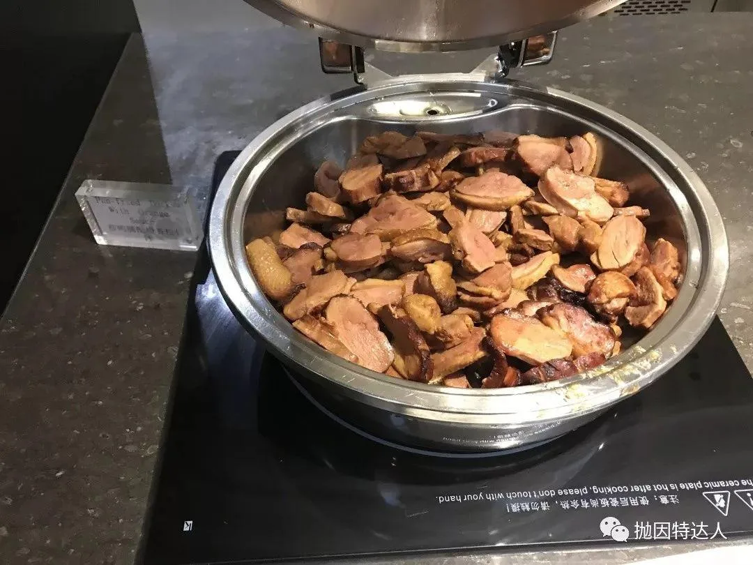 Priority Pass中国最佳休息室之一 - 上海浦东机场77号东航环亚休息室体验报告 Priority Pass中国最佳休息室之一 - 上海浦东机场77号东航环亚休息室体验报告