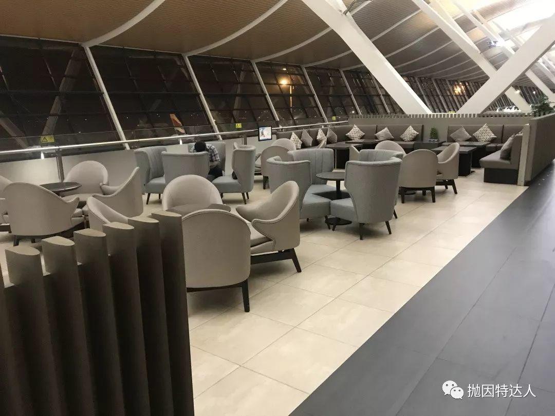 《可能是Priority Pass中国最佳休息室之一 - 上海浦东机场77号东航环亚休息室体验报告》