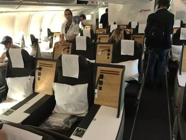 1000美元的伦敦 - 香港平躺往返商务舱