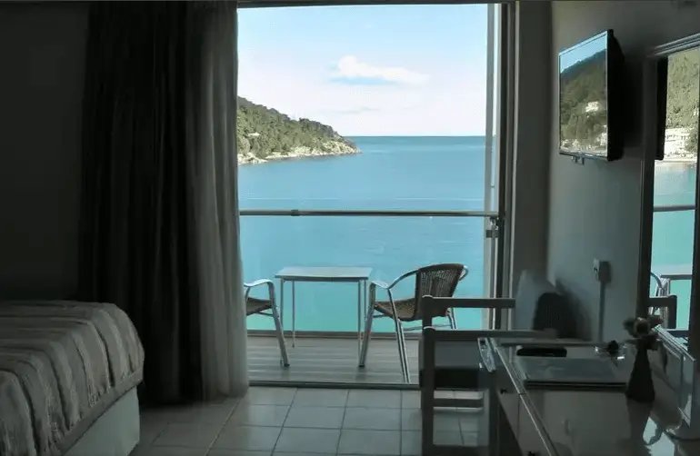 酒店Bug - 16欧元一晚上的希腊度假酒店来了 6 酒店Bug - 16欧元一晚上的希腊度假酒店来了