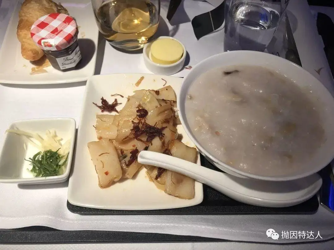 《开卡即送免费中美机票 & 往返同行票 - BoA Alaska Airlines信用卡（65K公开史高奖励出现）》