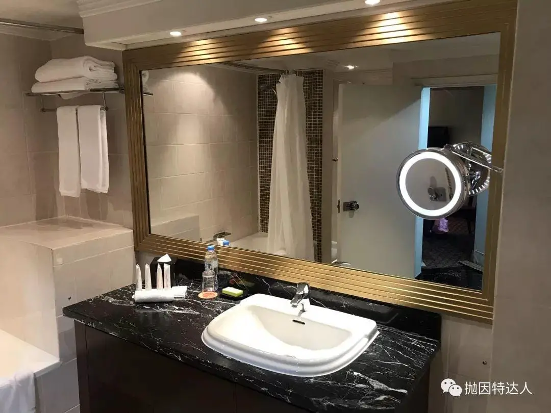 《十几美元入住近30小时 - 阿布扎比艾美酒店（Le Meridien Abu Dhabi）入住体验报告》