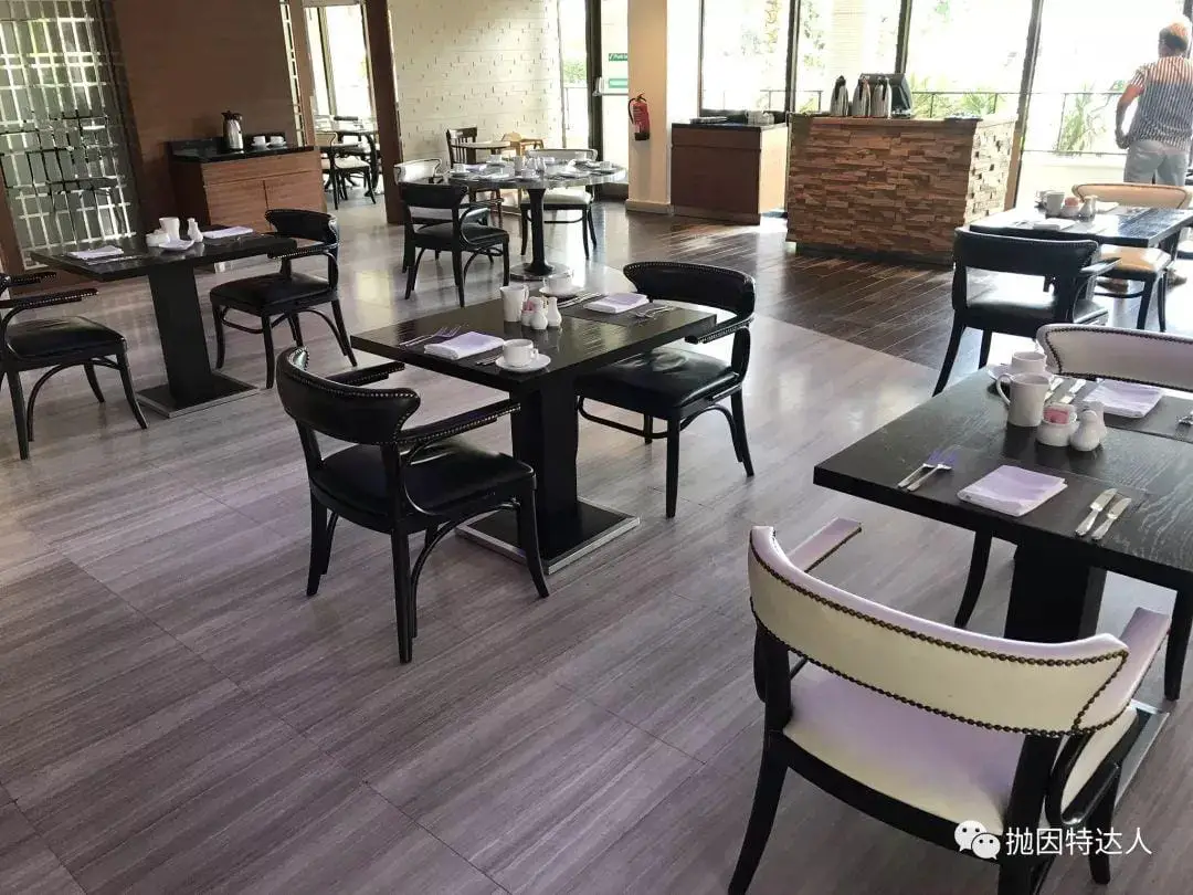 《十几美元入住近30小时 - 阿布扎比艾美酒店（Le Meridien Abu Dhabi）入住体验报告》