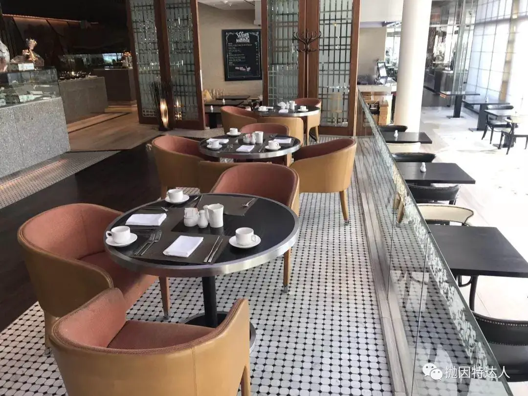 《十几美元入住近30小时 - 阿布扎比艾美酒店（Le Meridien Abu Dhabi）入住体验报告》