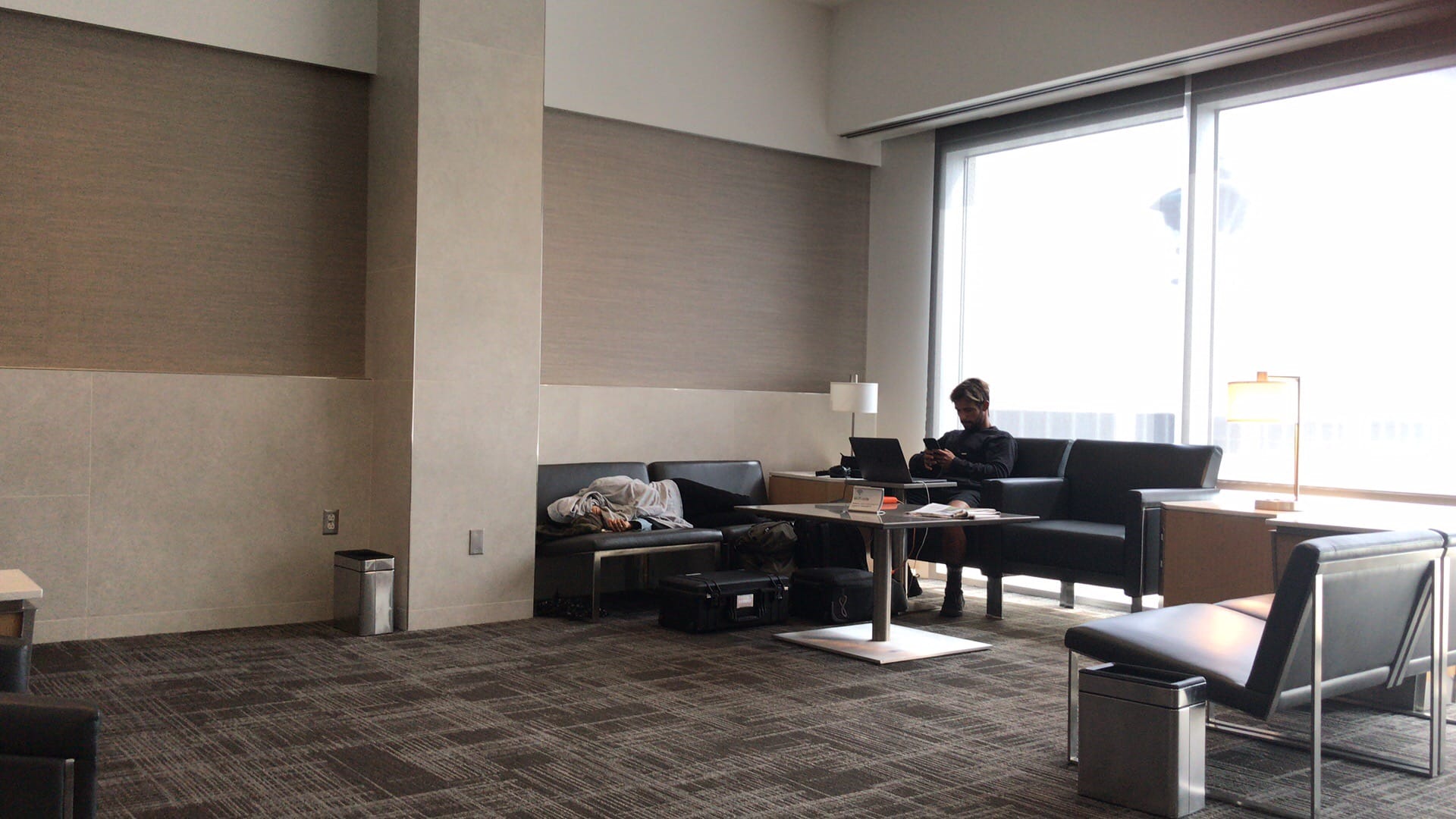 贫穷PhD的商务舱初体验 - 美国航空AA B787-9(洛杉矶 - 上海) 商务舱报告 14 C:\Users\tsw05\AppData\Local\Temp\WeChat Files\536092412205181141.jpg