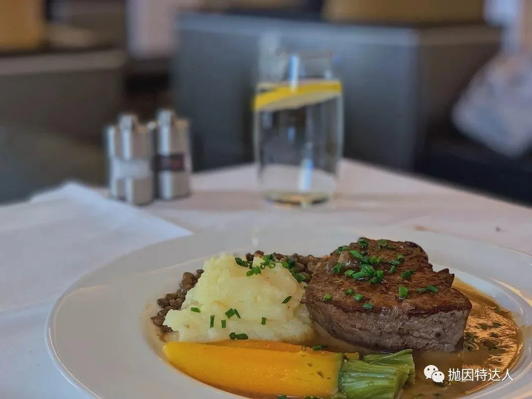 这才叫头等舱式的尊贵 - 汉莎航空A380（法兰克福 - 上海浦东）头等舱体验报告