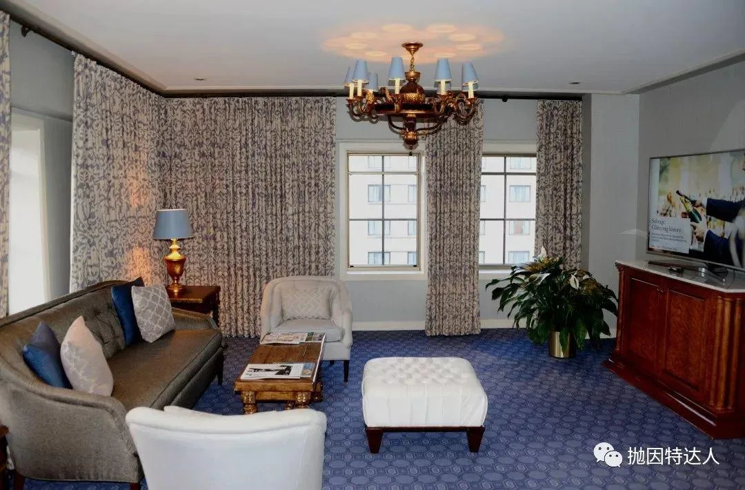 今天带领大家认识认识这张充满隐藏福利的绝版酒店神卡 今天带领大家认识认识这张充满隐藏福利的绝版酒店神卡