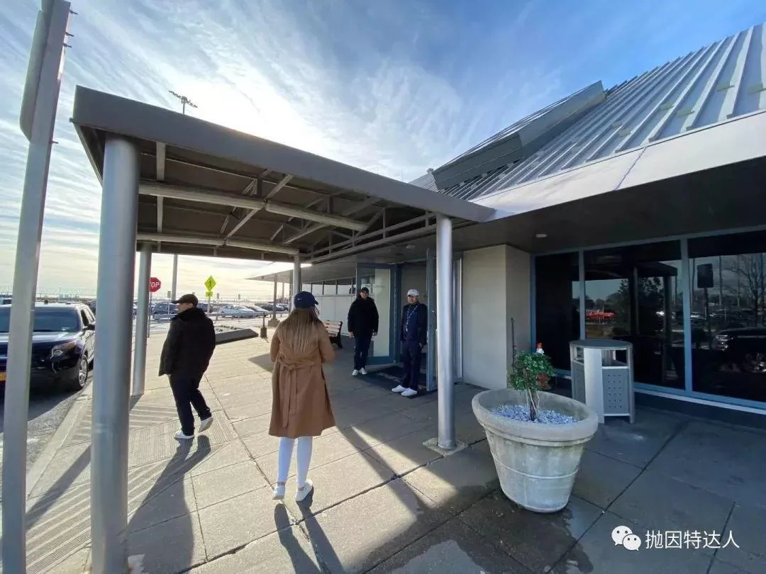5分钟全新机场通勤方式 - 纽约JFK机场到曼哈顿岛BLADE共享直升机接机体验 5分钟全新机场通勤方式 - 纽约JFK机场到曼哈顿岛BLADE共享直升机接机体验