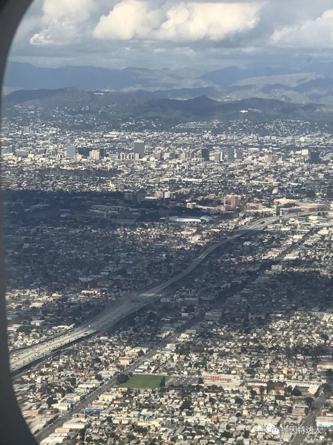 《第一次美国境内商务舱平躺体验 - 美国航空A321T JFK - LAX（纽约 - 洛杉矶）商务舱体验报告》