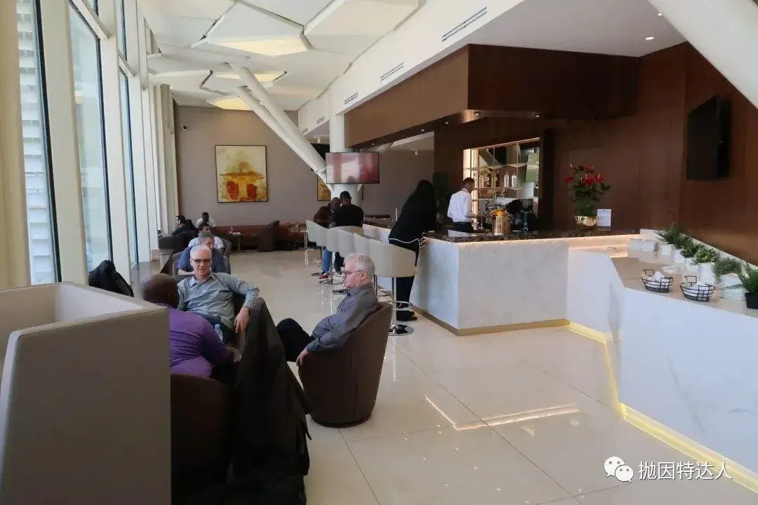 飞机也有上下铺 - 皇家摩洛哥航空B787-8 CMN - DOH(卡萨布兰卡 - 多哈)商务舱体验报告 飞机也有上下铺 - 皇家摩洛哥航空B787-8 CMN - DOH(卡萨布兰卡 - 多哈)商务舱体验报告