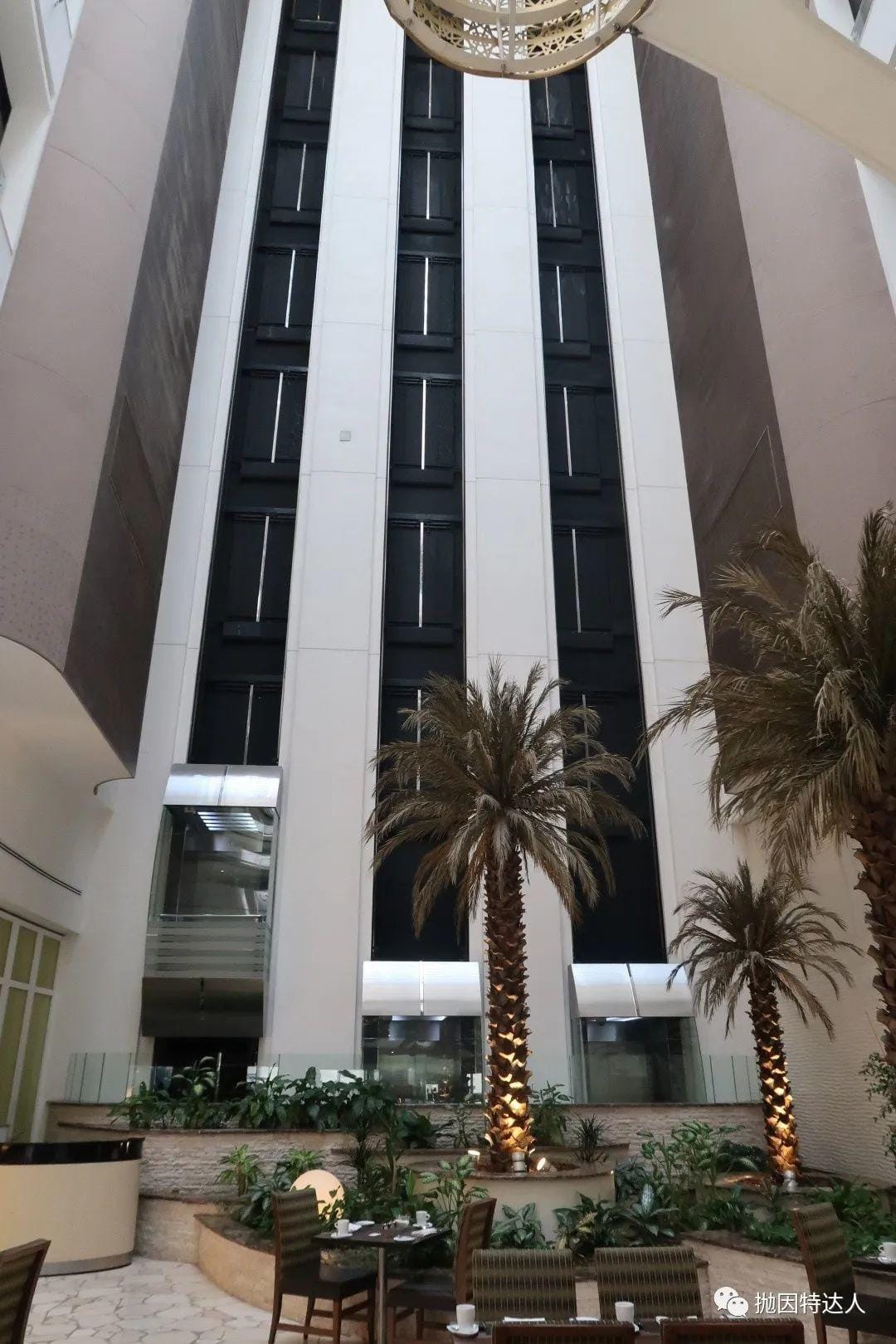 50美元不到的五星级酒店体验 - 多哈商业园皇冠假日酒店入住体验报告 50美元不到的五星级酒店体验 - 多哈商业园皇冠假日酒店入住体验报告
