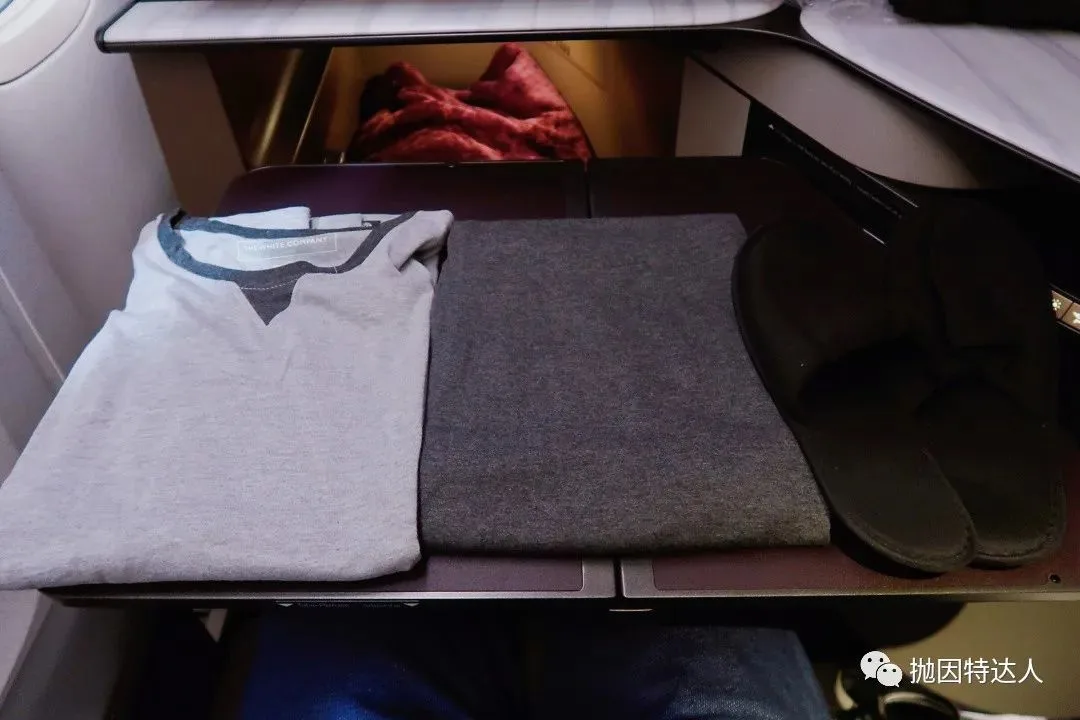 全球最佳商务舱体验如何？卡塔尔航空B777w DOH - BKK（多哈 - 曼谷）Qsuite商务舱体验报告