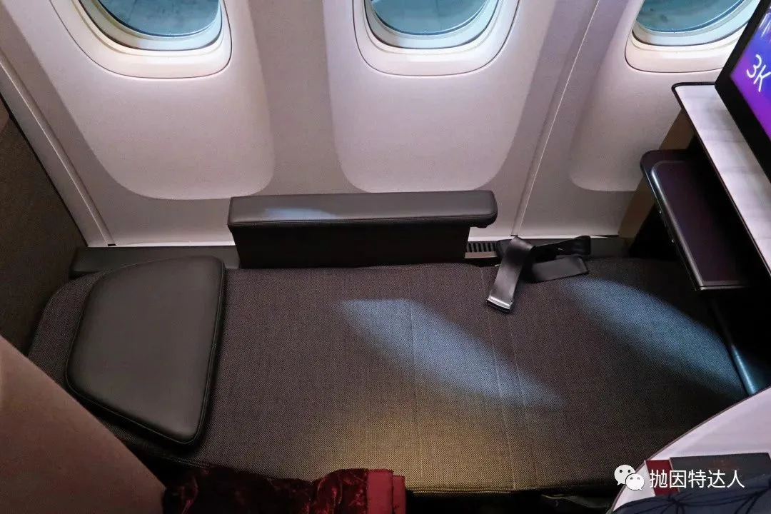 全球最佳商务舱体验如何？卡塔尔航空B777w DOH - BKK（多哈 - 曼谷）Qsuite商务舱体验报告