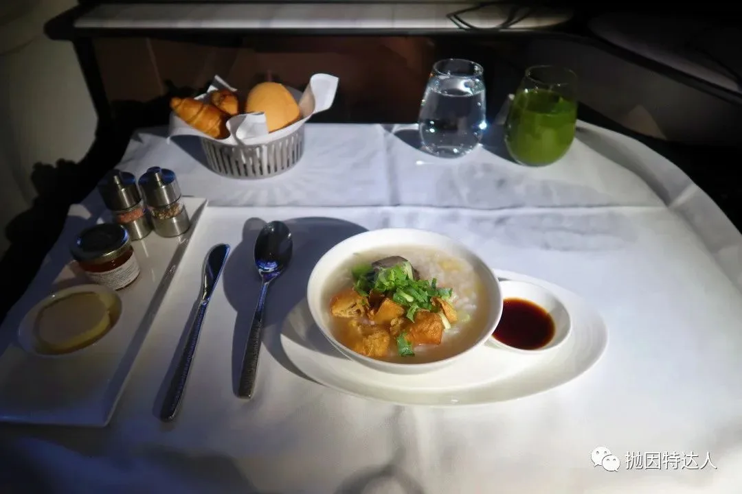 全球最佳商务舱体验如何？卡塔尔航空B777w DOH - BKK（多哈 - 曼谷）Qsuite商务舱体验报告