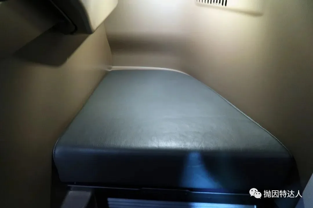 全球最佳商务舱体验如何？卡塔尔航空B777w DOH - BKK（多哈 - 曼谷）Qsuite商务舱体验报告