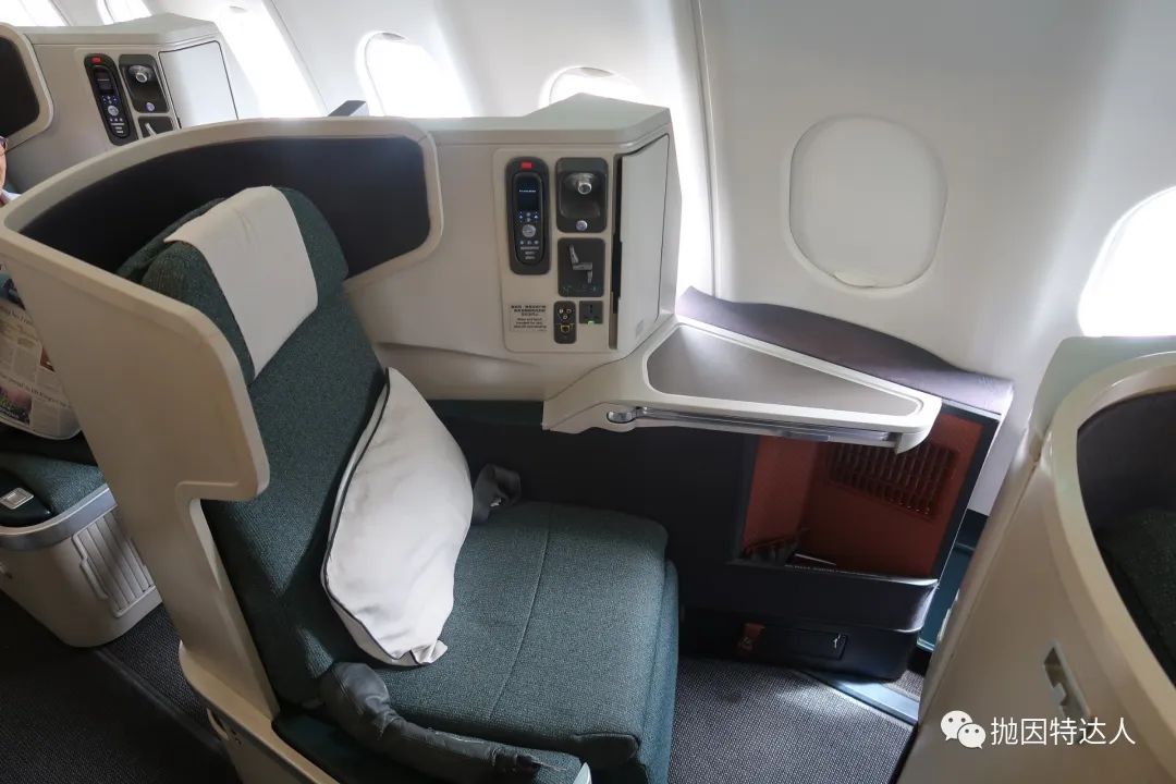 《最满意短途商务体验 - 国泰航空A330-300（曼谷 - 香港）商务舱体验报告》