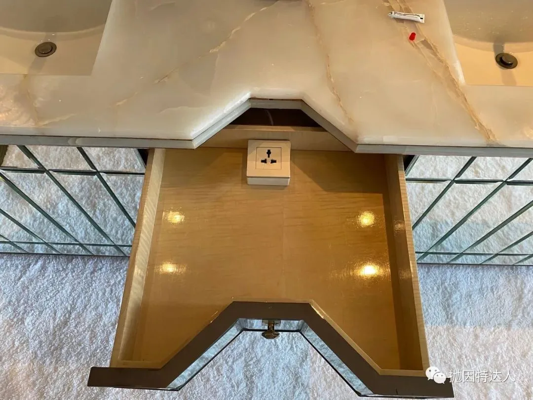 总统套房极致体验!上海浦东丽思卡尔顿酒店入住体验报告 总统套房极致体验!上海浦东丽思卡尔顿酒店入住体验报告