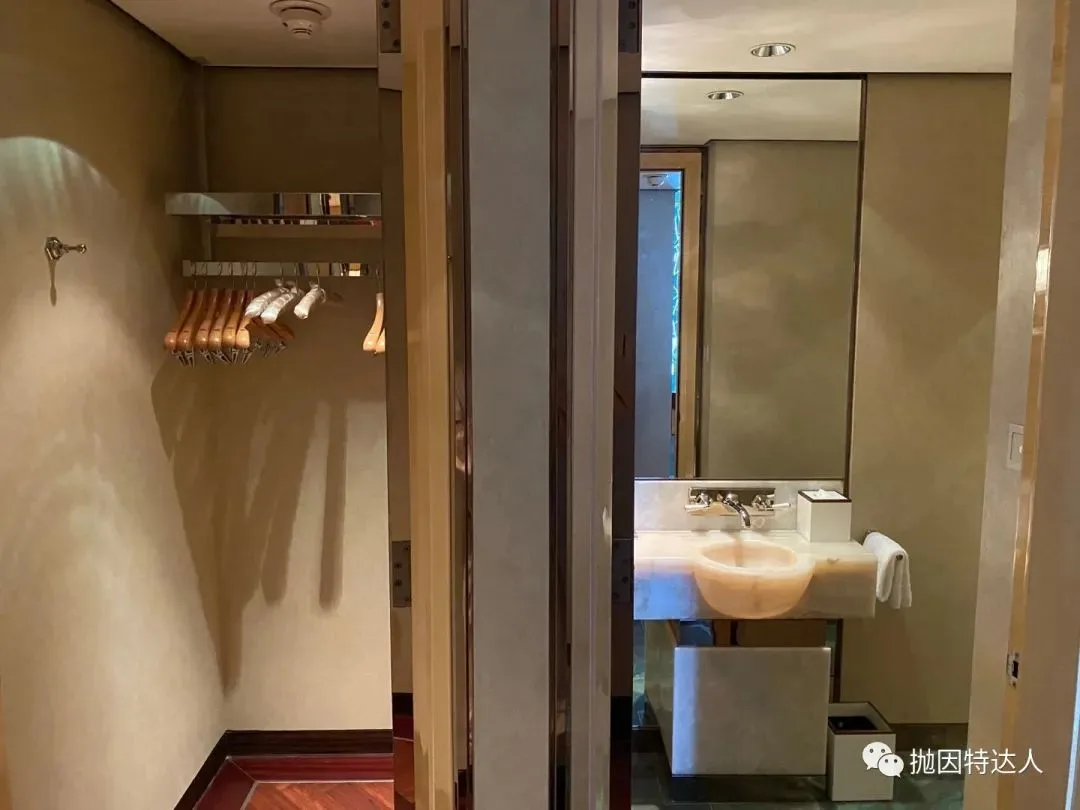 总统套房极致体验!上海浦东丽思卡尔顿酒店入住体验报告 总统套房极致体验!上海浦东丽思卡尔顿酒店入住体验报告
