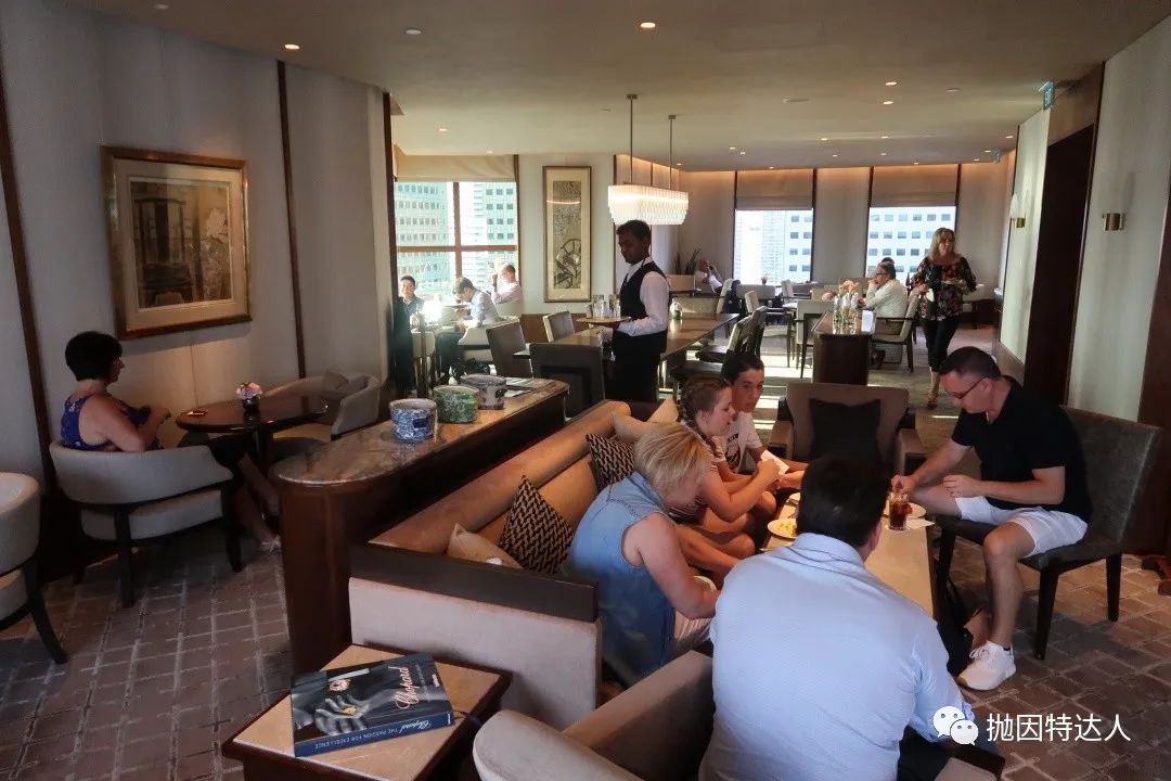 《远眺鱼尾狮，积分房超值 - 新加坡康莱德酒店（Conrad Centennial Singapore）入住体验报告》