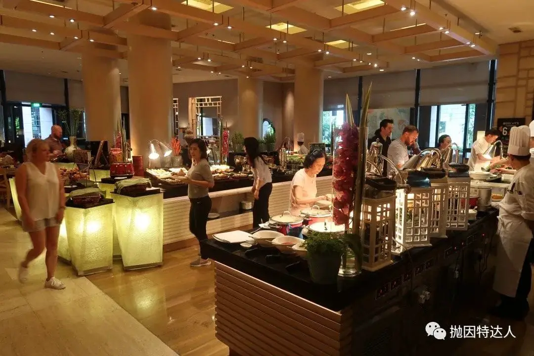 《远眺鱼尾狮，积分房超值 - 新加坡康莱德酒店（Conrad Centennial Singapore）入住体验报告》