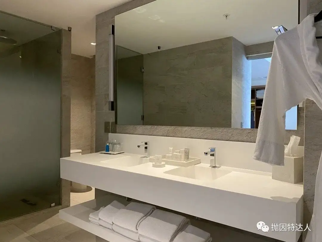 从中国大陆前往美国的正确打开方式：正确线路是什么？如何将第三国14天“洗白”过成神仙日子？