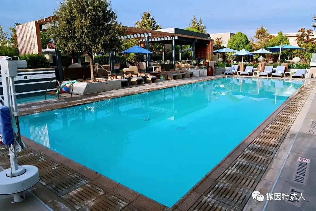 应改名为南湾区W酒店 - Hotel Nia Autograph Collection入住体验报告