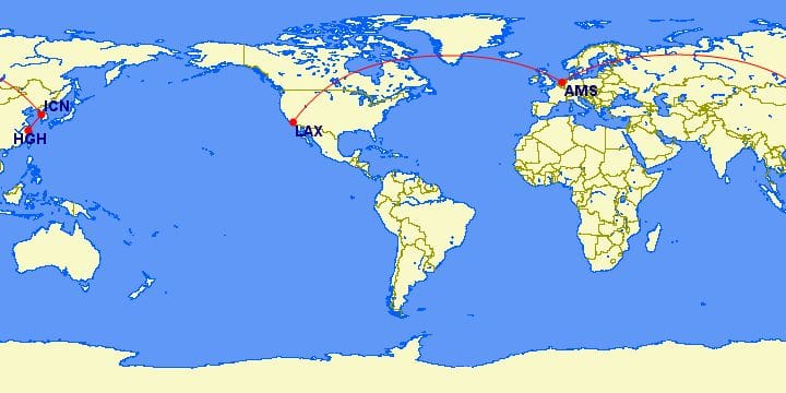 《双阴性检测新政前的压哨回国行，附荷航B777-200商务舱体验报告》