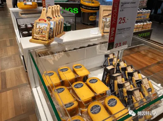 双阴性检测新政前的压哨回国行,附荷航B777-200商务舱体验报告 双阴性检测新政前的压哨回国行,附荷航B777-200商务舱体验报告