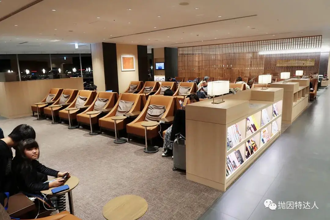 翻修后的闪亮登场 - 日本航空东京羽田机场（HND）Sakura Lounge体验报告