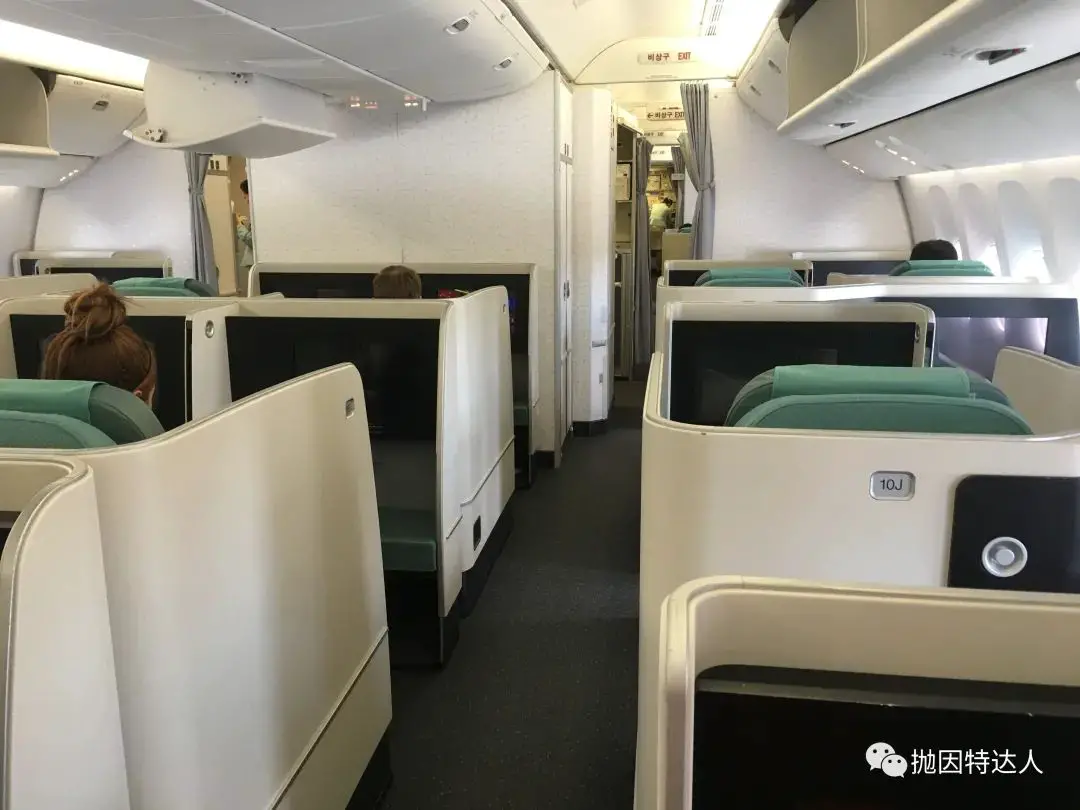 《私密套间 + 商务舱最强餐食 - 日本航空 B777-300ER（东京羽田 - 旧金山）商务舱体验报告》