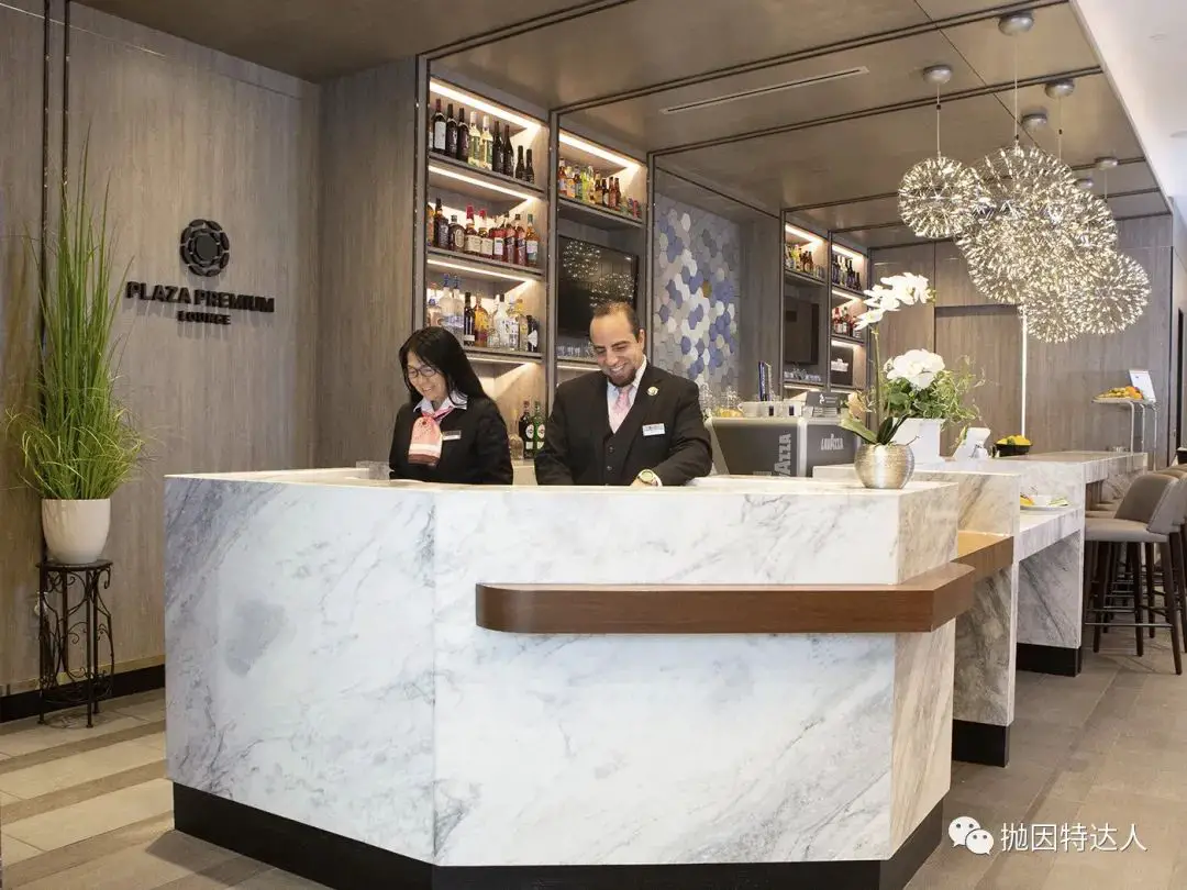 《原来可以免费进入上千家机场休息室 - Amex Global Lounge Collection介绍》