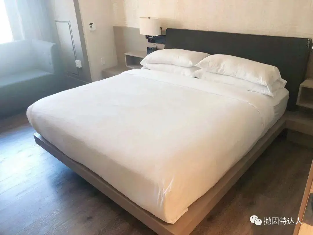 最近被迫在家门口住酒店,居然是这个原因造成的…… 最近被迫在家门口住酒店,居然是这个原因造成的……