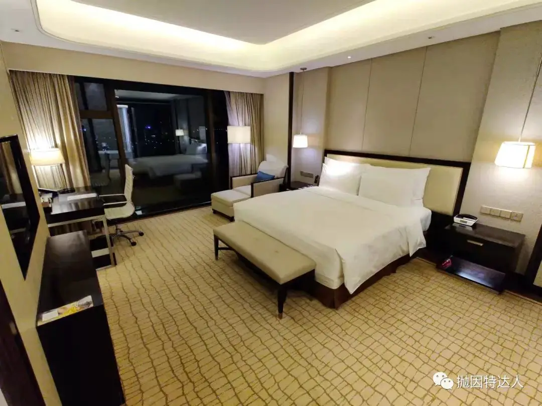 史无前例的5倍积分，这家酒店集团最近大招频出