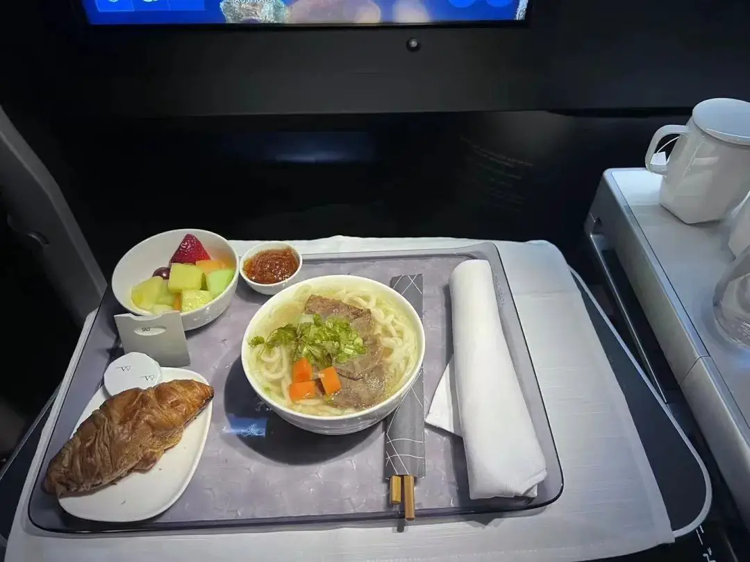 降价不断,各航司回国机票近期好价独家盘点(含经济舱+超豪华商务舱) 降价不断,各航司回国机票近期好价独家盘点(含经济舱+超豪华商务舱)