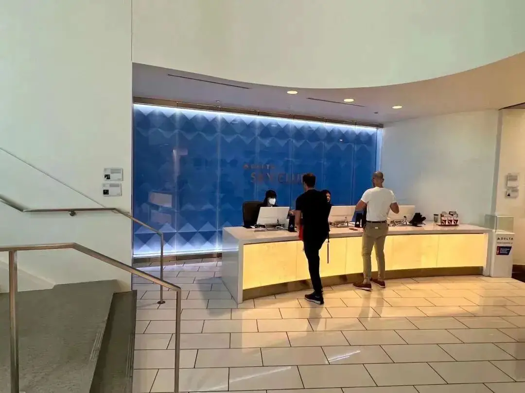 机场休息室越来越难进了，达美航空即将大幅收紧休息室福利