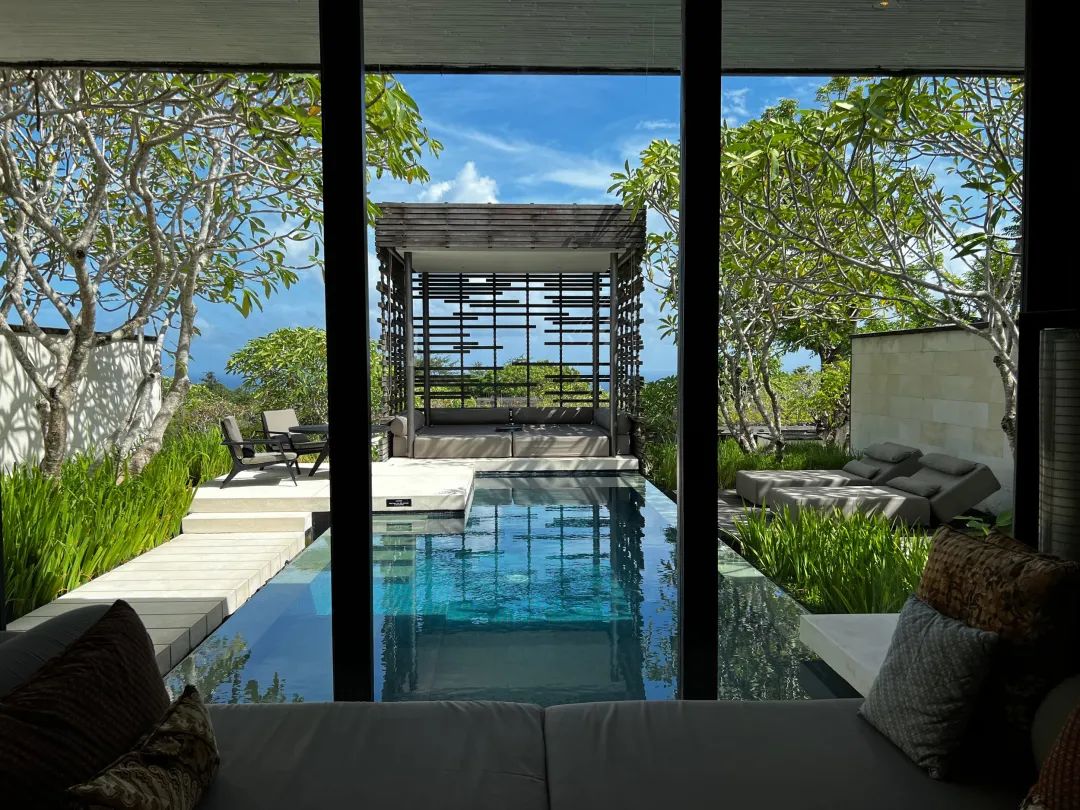 《巴厘岛跨年，万豪凯悦两大顶奢酒店的对决（The Laguna, a Luxury Collection / Alila Villas Uluwatu）》