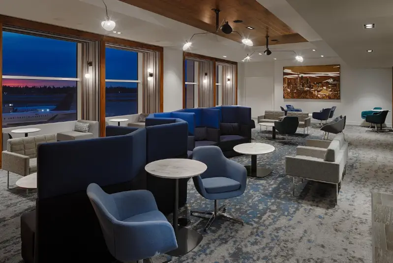 最小Amex百夫长休息室全面升级,扩容至三倍大,现已全新开放 最小Amex百夫长休息室全面升级,扩容至三倍大,现已全新开放