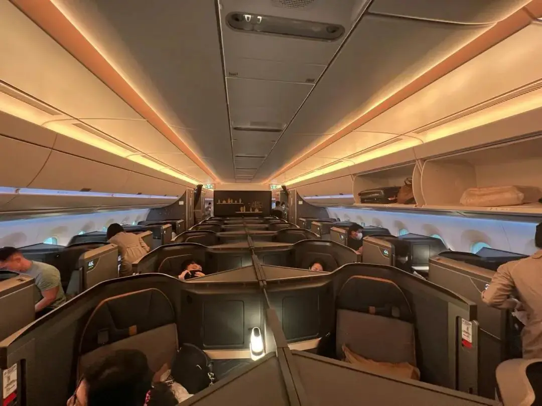 强强联合，星宇航空和阿拉斯加航空正式合作，1000美元的超豪华商务舱回国/赴美机票马上要来了？